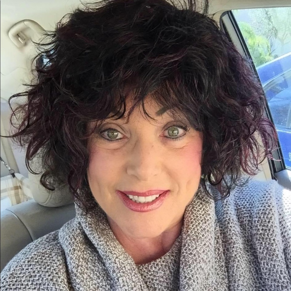 Meet your Posher, Bonnie